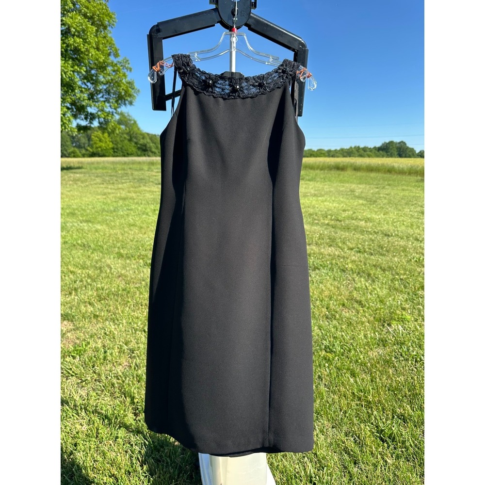 Jones New York Black Sheath Dress Beaded Lace Neckline Sleeveless Size 8